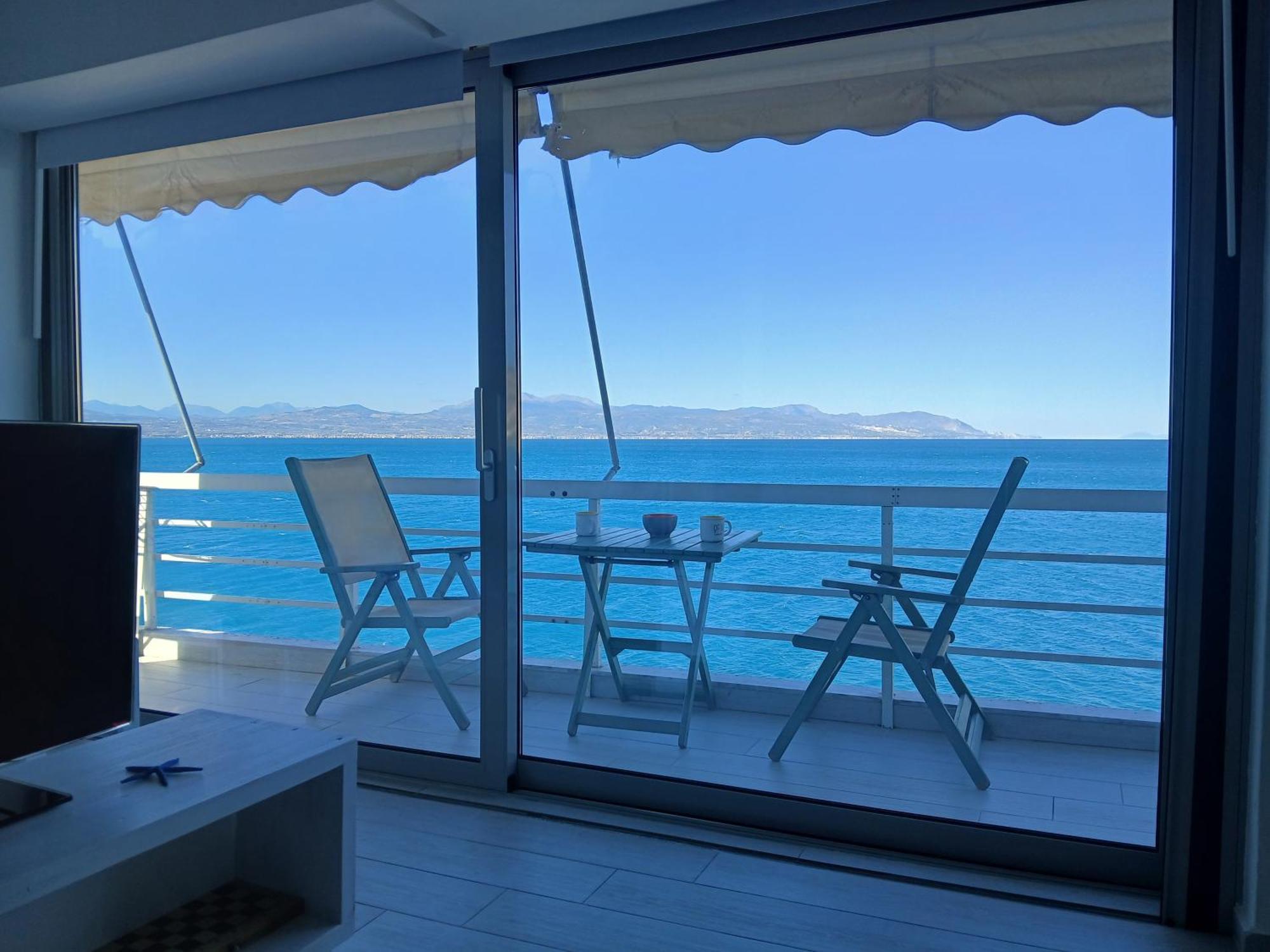 Blue Bliss Apartman Lutráki Kültér fotó